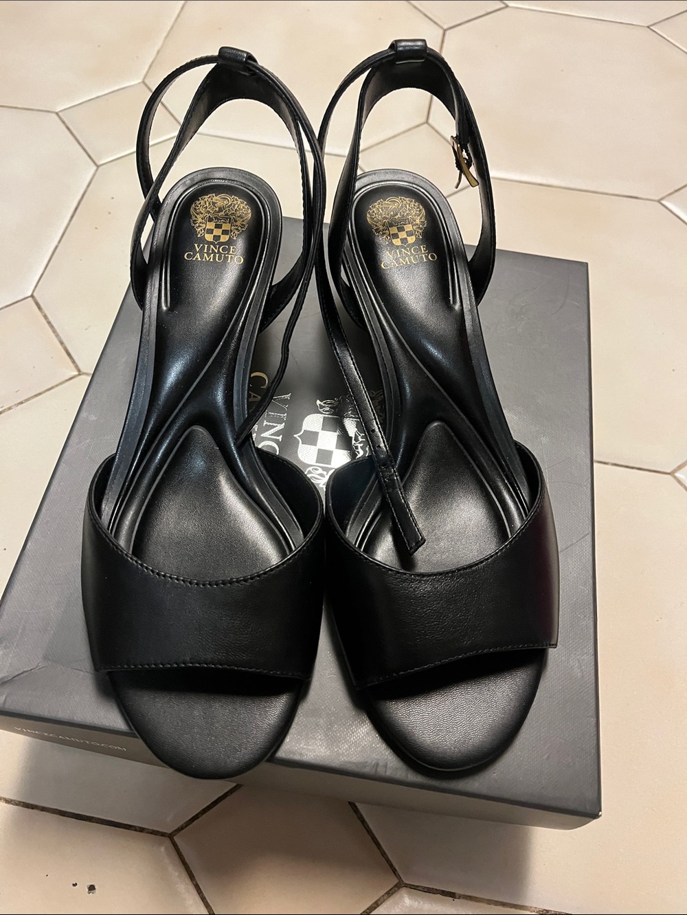 Vince Camuto Black Leather Open-Toe Ankle strap Heels. NWT SIZE 10